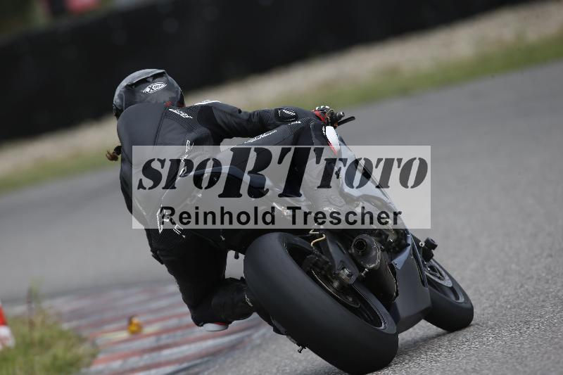 /Archiv-2023/55 02.08.2023 FREERIDE TRAINING ADR/Gruppe M/backside
